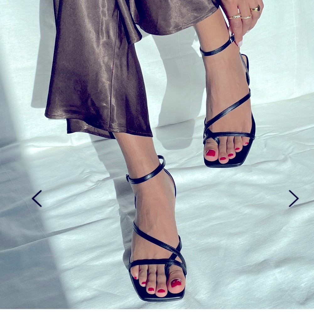 NEW Dolce Vita Baylor Heels Sandals in Black - Size 9.5